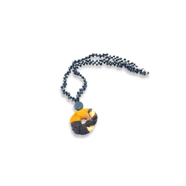 Collier en perle et en pagne bogolan "niouma" – Image 2